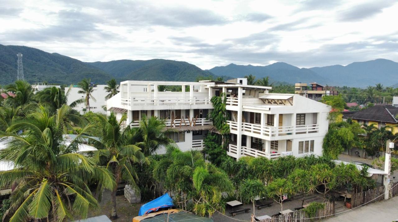 Akkaw Baler Hometel ภายนอก รูปภาพ